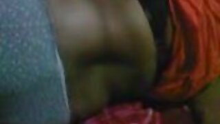 கொம்பு தேடும் பொன்னிற டிஃப்பனி வாட்சன் ஆதிக்கம் அவரது clit ஒரு அதிர்வு போது பெறுவது ஒரு சேவல் அவரது ஈரமான அவளது